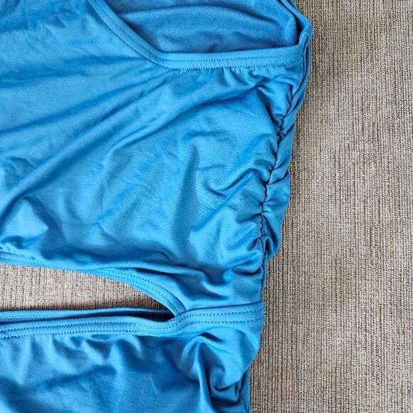 Vince Camuto Azure Blue Asymmetric knotted neck cut out side swimsuit Sz 10 - Picture 6 of 10